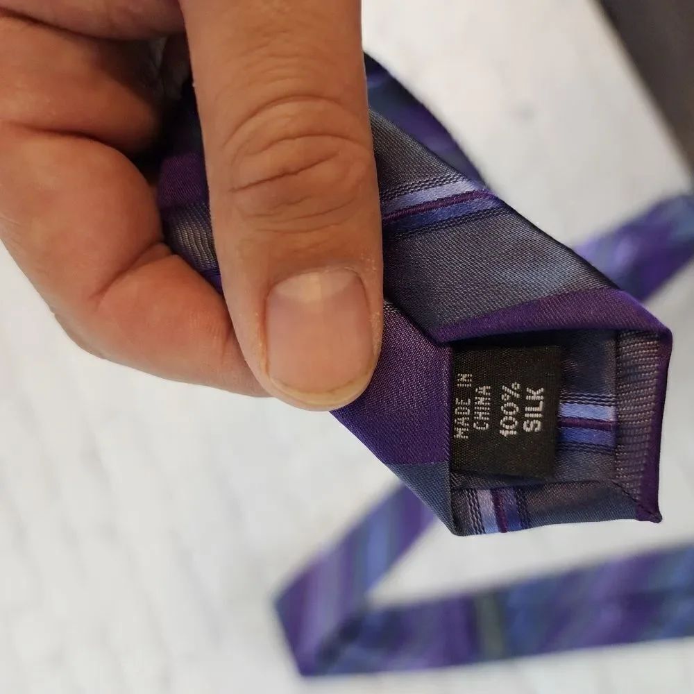 Calvin Klein Tie - Picture 4 of 4